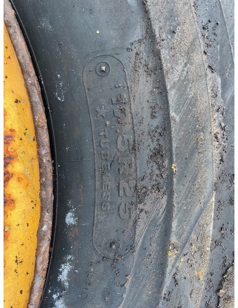 Volvo 17.5R25 - 림 : 사진 2 Volvo 17.5R25 - 림 : 사진 2
