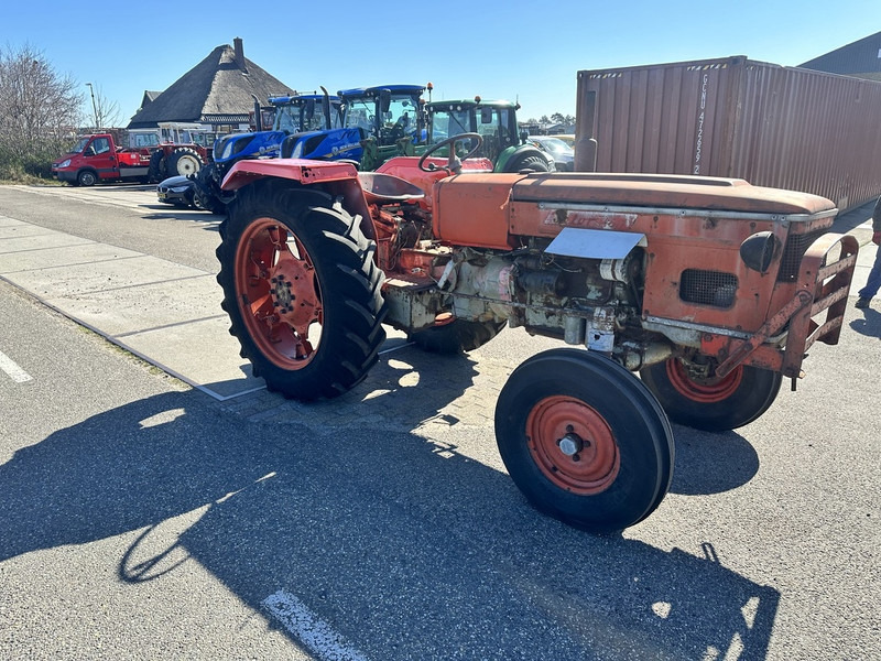 Zetor 4511 - 장궤형 트랙터 : 사진 3 Zetor 4511 - 장궤형 트랙터 : 사진 3