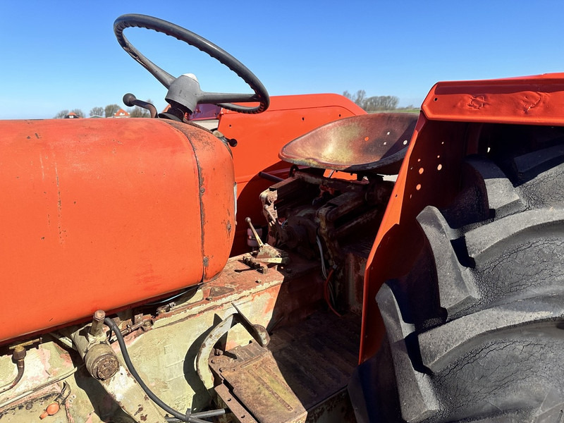 Zetor 4511 - 장궤형 트랙터 : 사진 4 Zetor 4511 - 장궤형 트랙터 : 사진 4