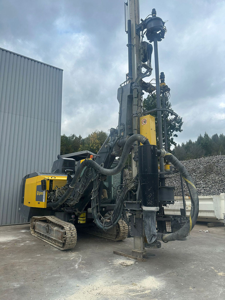 Atlas Copco (Epiroc) FlexiROC D50-10SF - 드릴링 리그 : 사진 3 Atlas Copco (Epiroc) FlexiROC D50-10SF - 드릴링 리그 : 사진 3