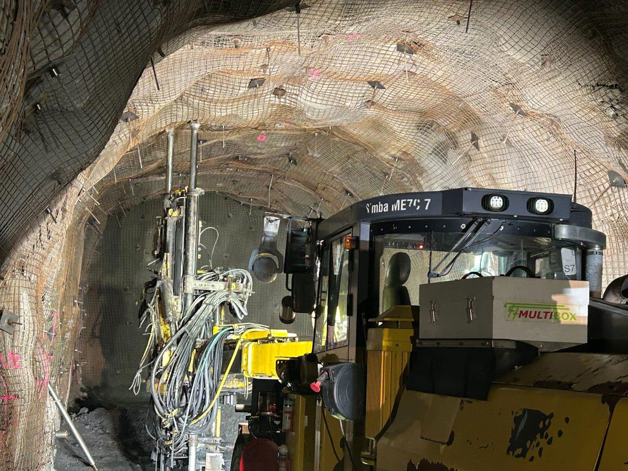 Atlas Copco (Epiroc) Simba ME7C - 방향성 보링 머신 : 사진 4 Atlas Copco (Epiroc) Simba ME7C - 방향성 보링 머신 : 사진 4