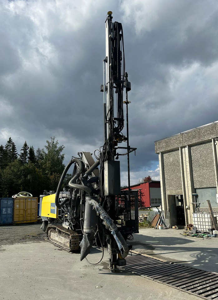 Atlas Copco SmartROC T40-11 - 드릴링 리그 : 사진 3 Atlas Copco SmartROC T40-11 - 드릴링 리그 : 사진 3