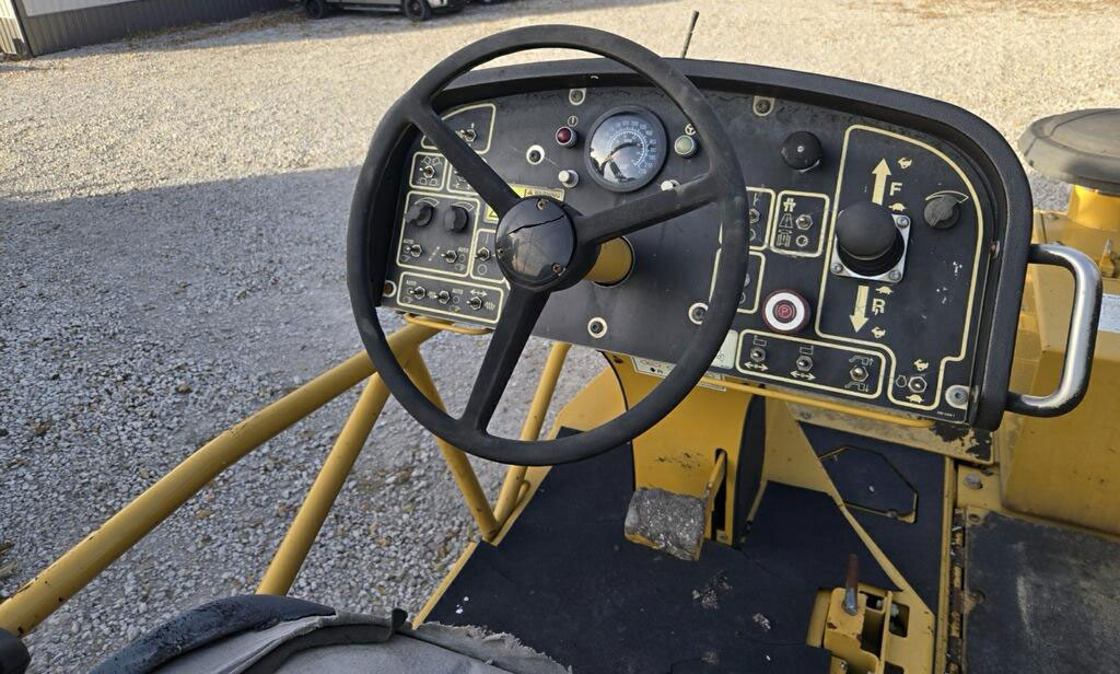 Caterpillar AP1055D - 아스팔트 포장기 : 사진 5 Caterpillar AP1055D - 아스팔트 포장기 : 사진 5