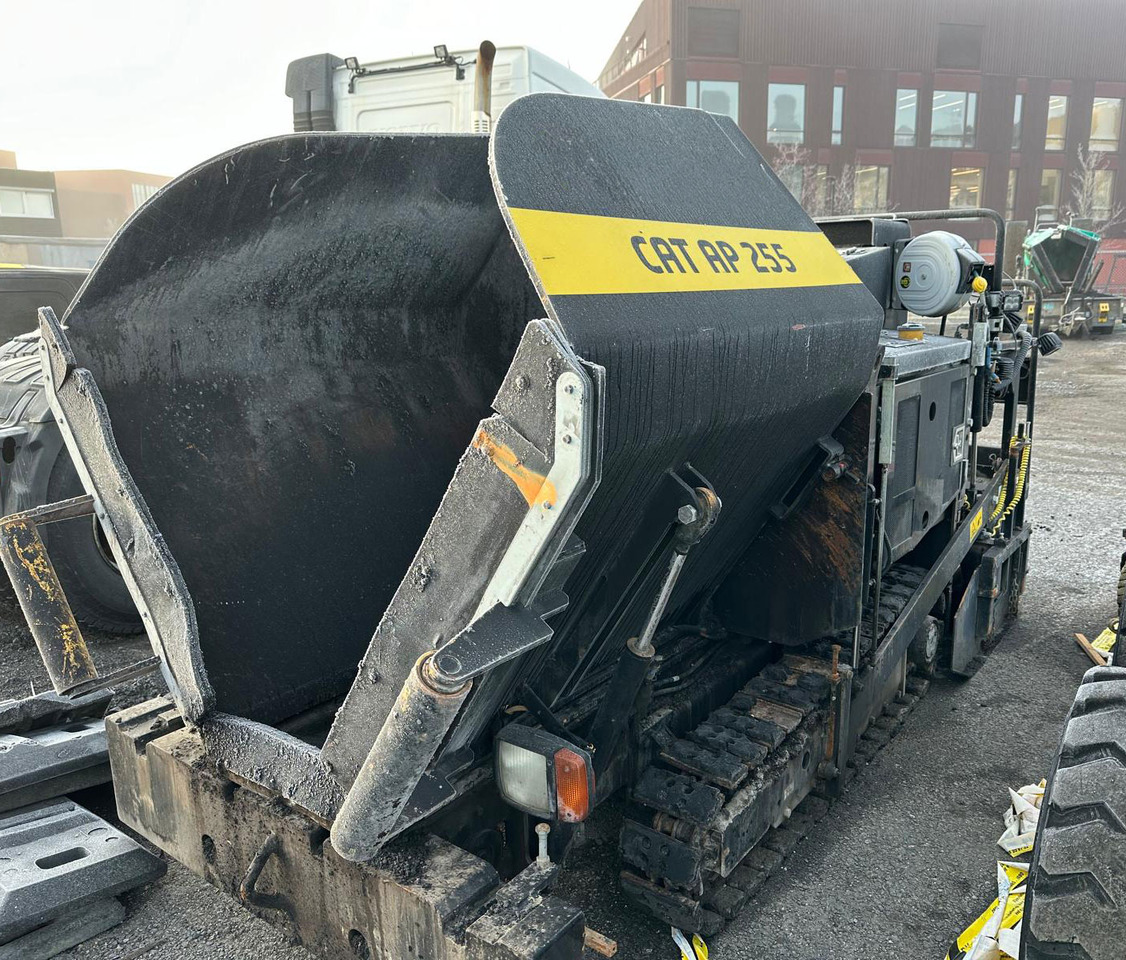 Caterpillar AP255 - 아스팔트 포장기 : 사진 3 Caterpillar AP255 - 아스팔트 포장기 : 사진 3