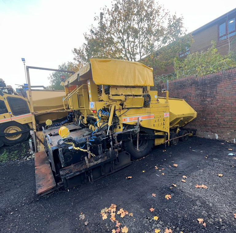 Caterpillar AP600 - 아스팔트 포장기 : 사진 3 Caterpillar AP600 - 아스팔트 포장기 : 사진 3