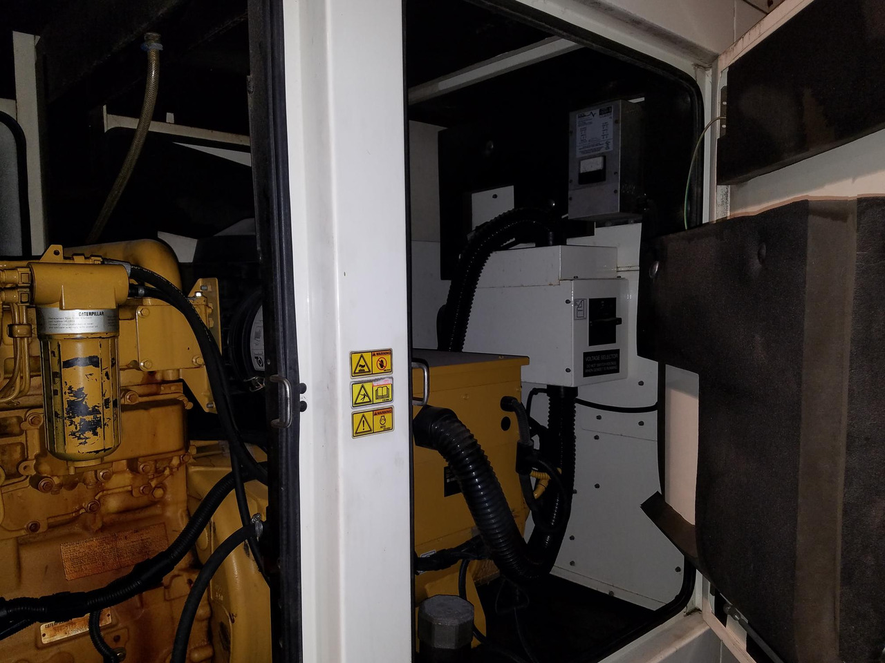 Caterpillar XQ45-6 - 발전기 세트 : 사진 5 Caterpillar XQ45-6 - 발전기 세트 : 사진 5