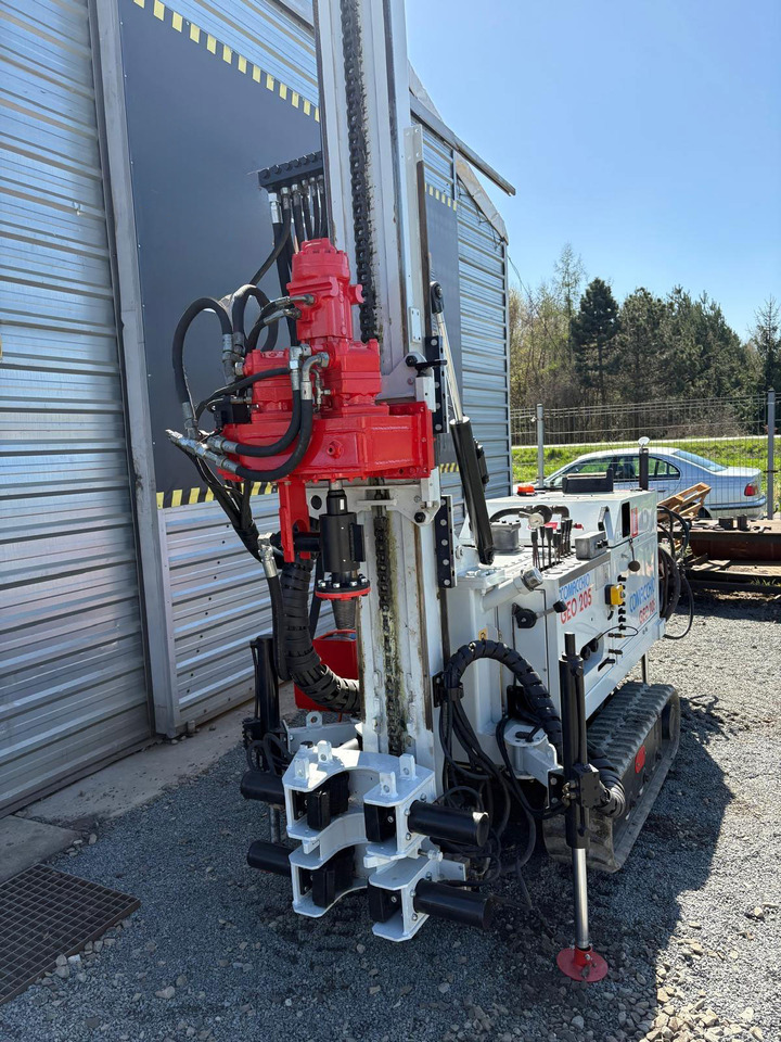 Comacchio GEO 205 - 드릴링 리그 : 사진 4 Comacchio GEO 205 - 드릴링 리그 : 사진 4