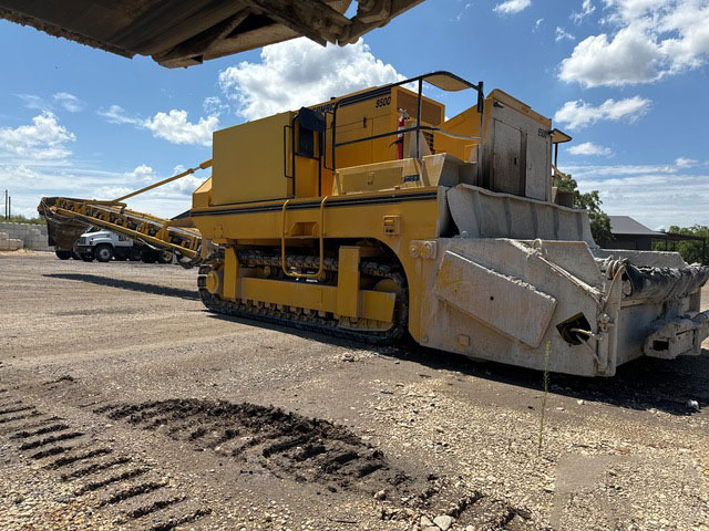 Gomaco 9500 - 방호벽 설치장비 : 사진 3 Gomaco 9500 - 방호벽 설치장비 : 사진 3