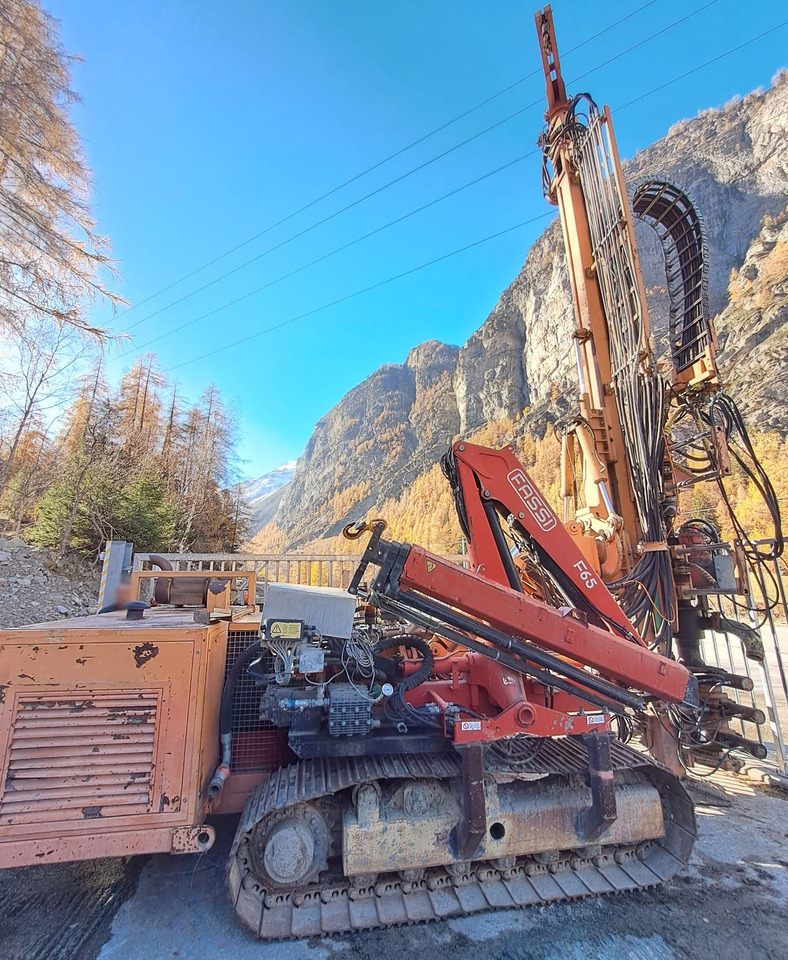 Jano HVS6132 - 드릴링 리그 : 사진 2 Jano HVS6132 - 드릴링 리그 : 사진 2