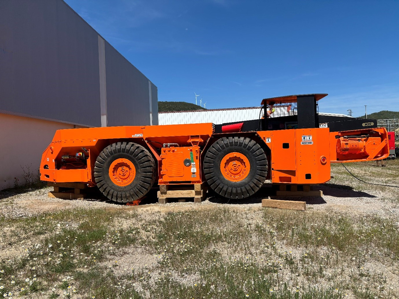 Komatsu 10SC32-48D-5 - 터널링 장비, 덤프 : 사진 1 Komatsu 10SC32-48D-5 - 터널링 장비, 덤프 : 사진 1