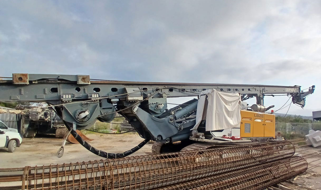 Liebherr LB28 - 파일 드라이버 : 사진 3 Liebherr LB28 - 파일 드라이버 : 사진 3