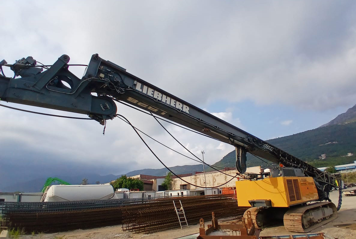 Liebherr LB28 - 파일 드라이버 : 사진 5 Liebherr LB28 - 파일 드라이버 : 사진 5