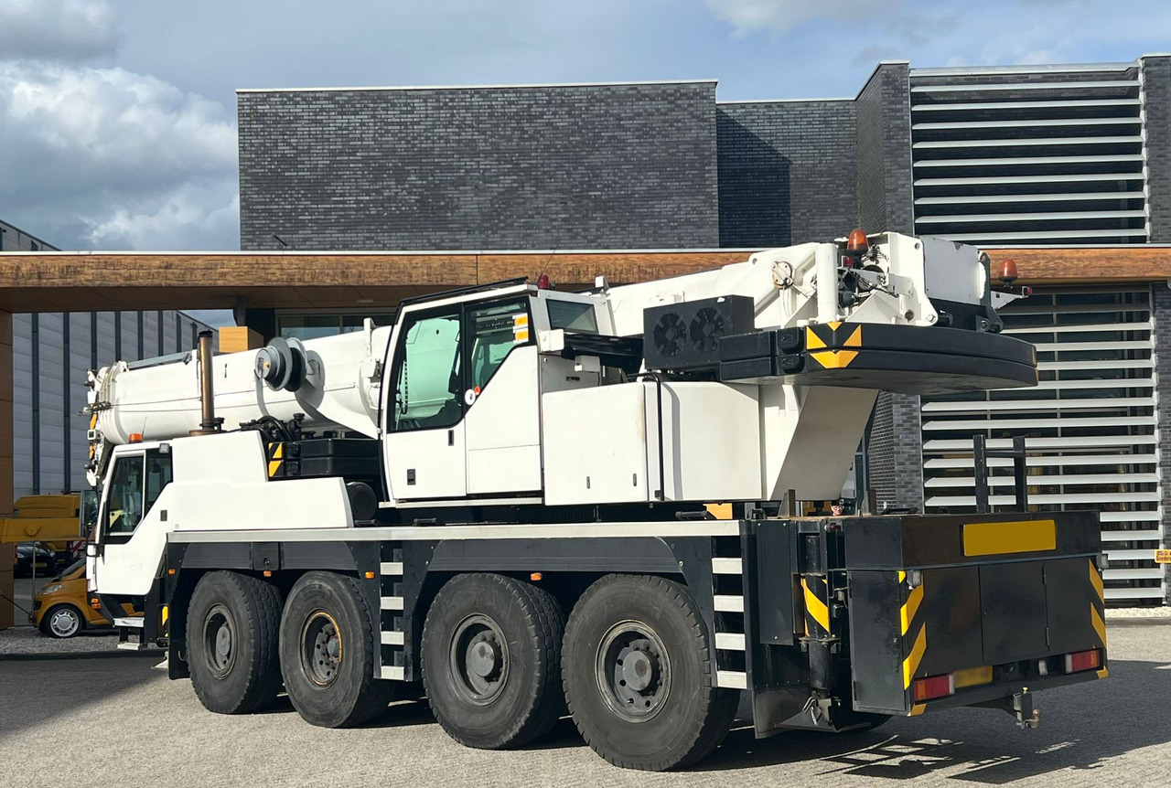 Liebherr LTM 1060-2 - 모바일 크레인 : 사진 3 Liebherr LTM 1060-2 - 모바일 크레인 : 사진 3