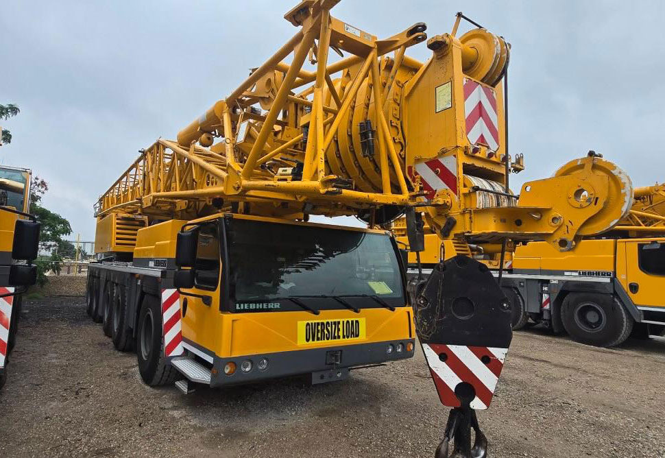 Liebherr LTM 1200-5.1 - 모바일 크레인 : 사진 5 Liebherr LTM 1200-5.1 - 모바일 크레인 : 사진 5