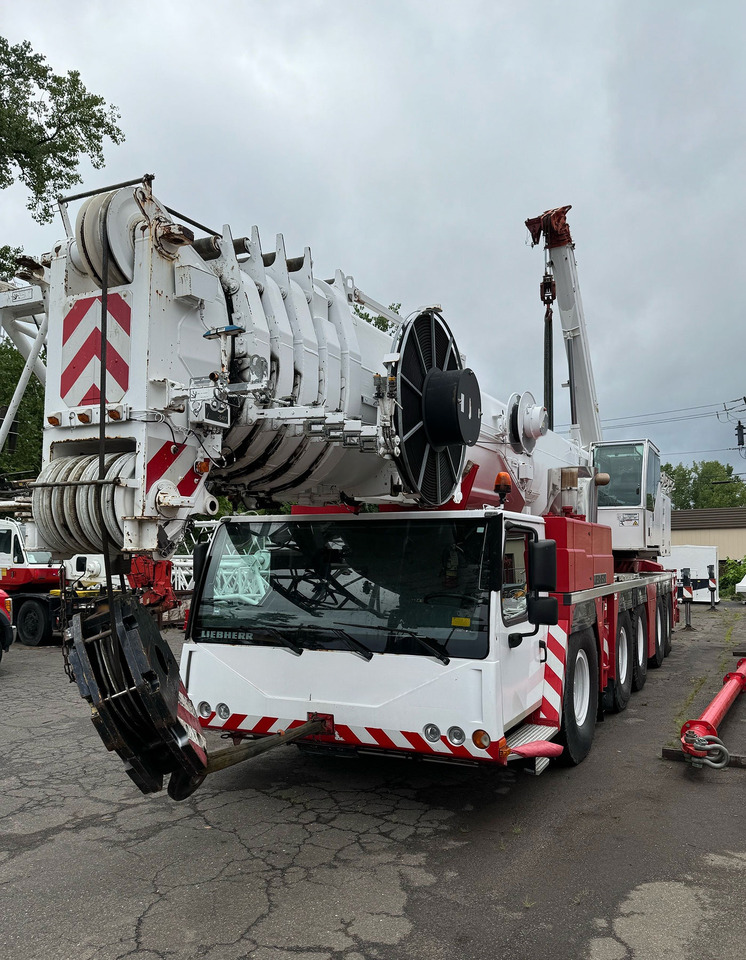 Liebherr LTM 1220-5.1 - 모바일 크레인 : 사진 3 Liebherr LTM 1220-5.1 - 모바일 크레인 : 사진 3
