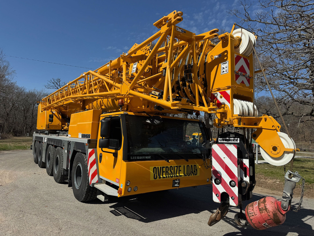 Liebherr LTM 1230-5.1 - 모바일 크레인 : 사진 4 Liebherr LTM 1230-5.1 - 모바일 크레인 : 사진 4