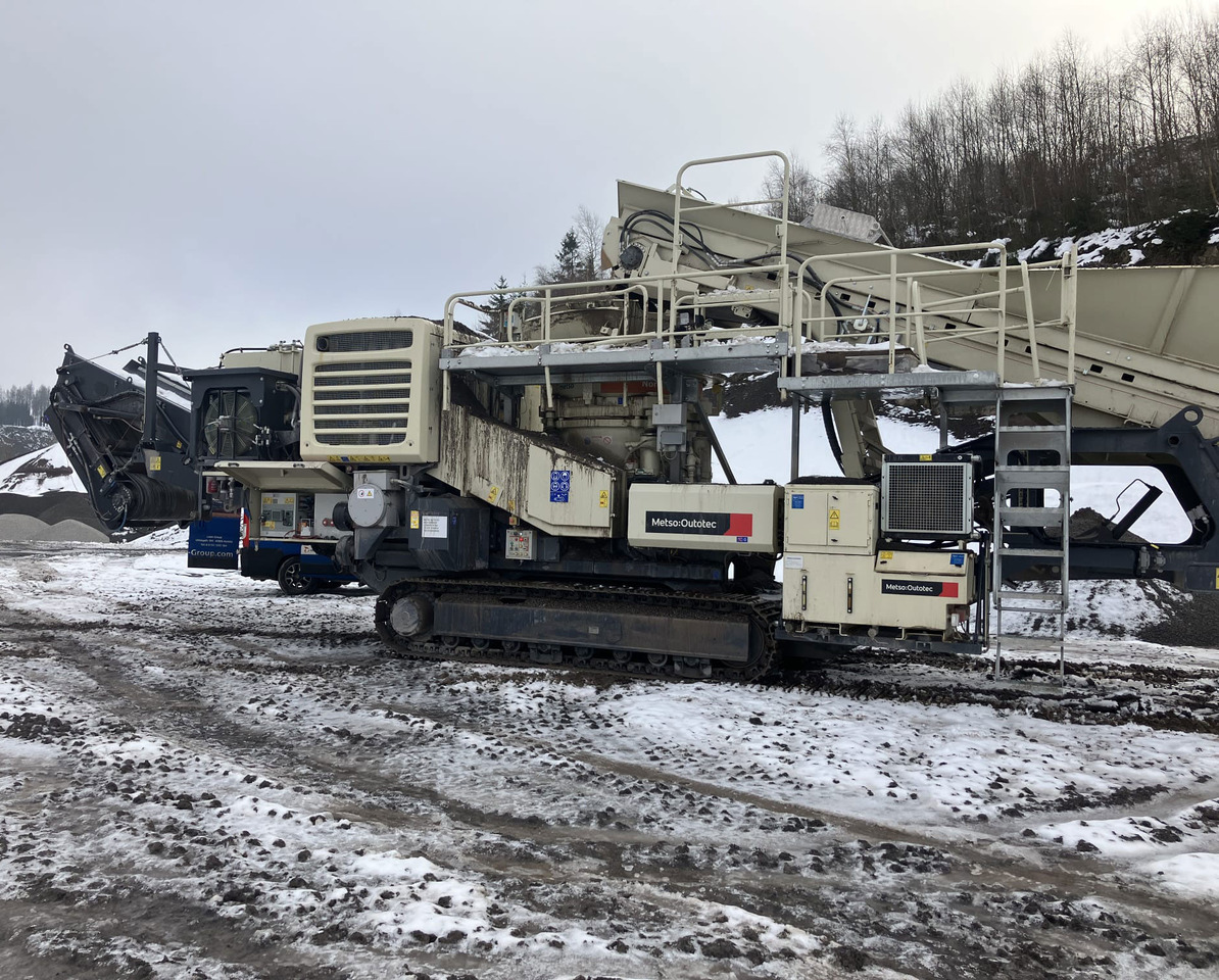Metso LT300 HP - 콘 크러셔 : 사진 4 Metso LT300 HP - 콘 크러셔 : 사진 4