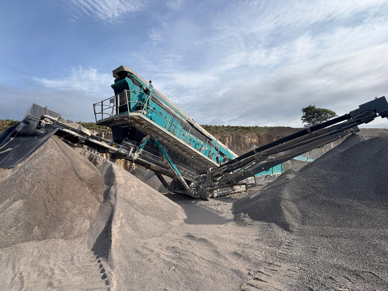 Powerscreen Chieftain 2200 3D - 스크리너 : 사진 2 Powerscreen Chieftain 2200 3D - 스크리너 : 사진 2