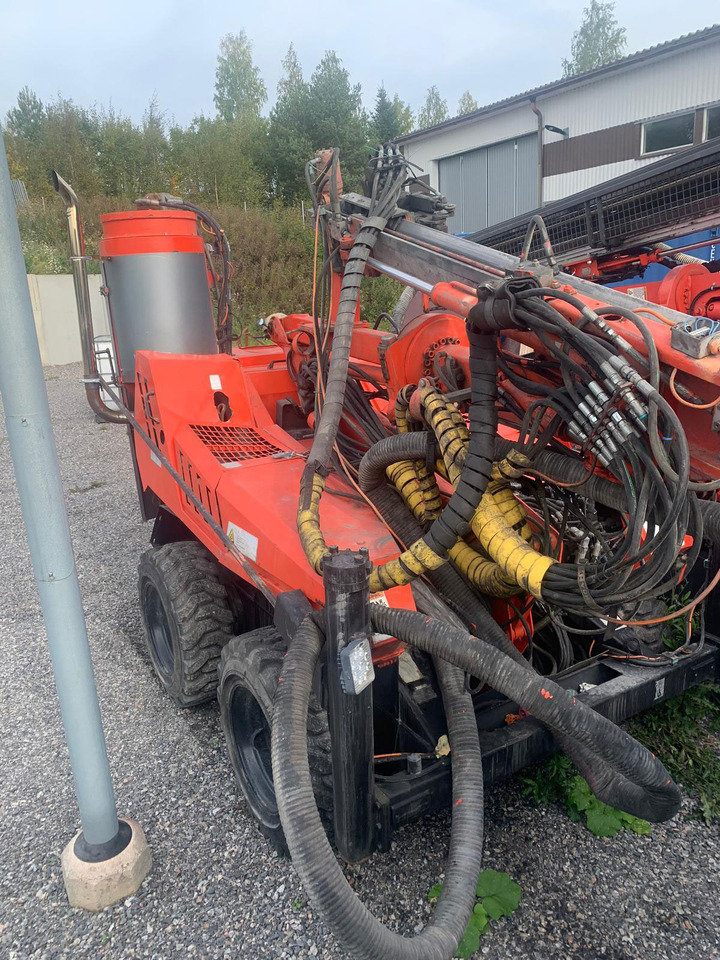 Sandvik DC122R - 드릴링 리그 : 사진 4 Sandvik DC122R - 드릴링 리그 : 사진 4