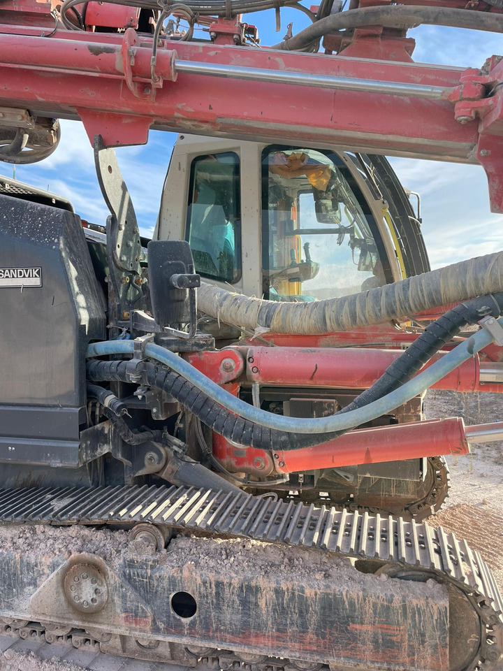Sandvik DI550 - 드릴링 리그 : 사진 2 Sandvik DI550 - 드릴링 리그 : 사진 2