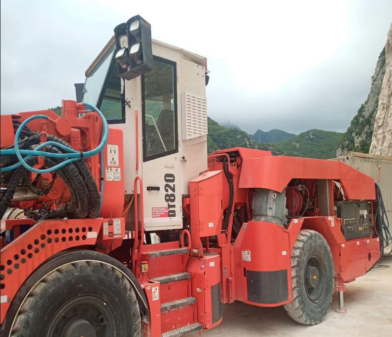 Sandvik DT820-SC - 방향성 보링 머신 : 사진 3 Sandvik DT820-SC - 방향성 보링 머신 : 사진 3