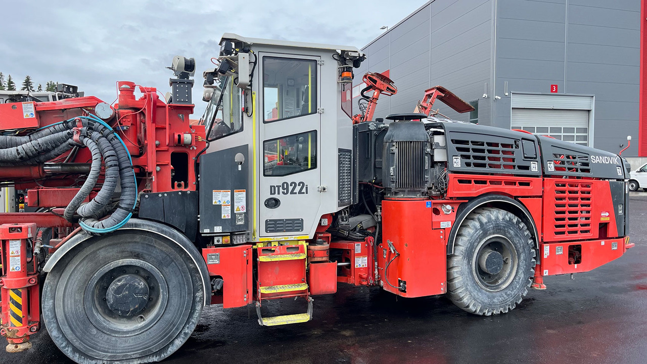 Sandvik DT922I - 방향성 보링 머신 : 사진 1 Sandvik DT922I - 방향성 보링 머신 : 사진 1