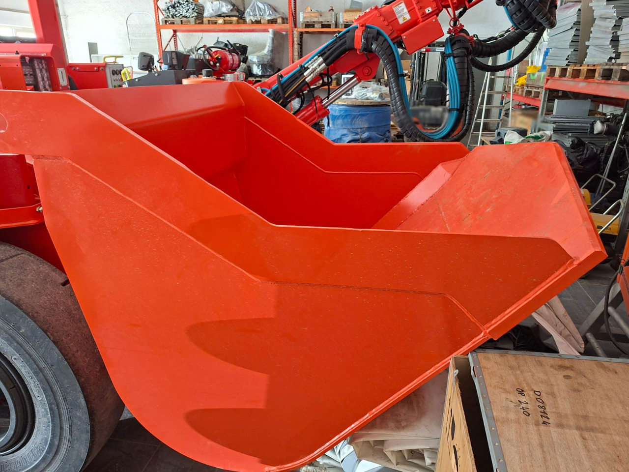 Sandvik LH202 - 광산 기계 : 사진 4 Sandvik LH202 - 광산 기계 : 사진 4