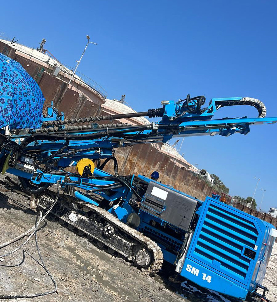 Soilmec SM-14 - 드릴링 리그 : 사진 2 Soilmec SM-14 - 드릴링 리그 : 사진 2