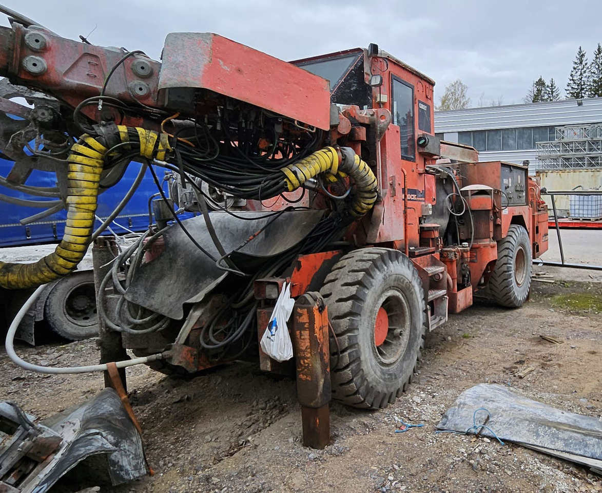 Tamrock Cabolt 530 - 방향성 보링 머신 : 사진 3 Tamrock Cabolt 530 - 방향성 보링 머신 : 사진 3