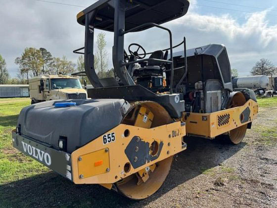 Volvo DD120C - 롤러 : 사진 1 Volvo DD120C - 롤러 : 사진 1