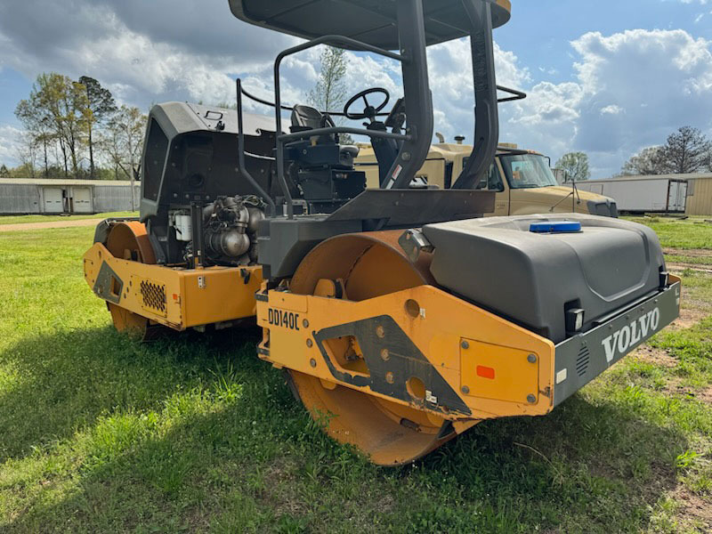 Volvo DD140C - 롤러 : 사진 1 Volvo DD140C - 롤러 : 사진 1