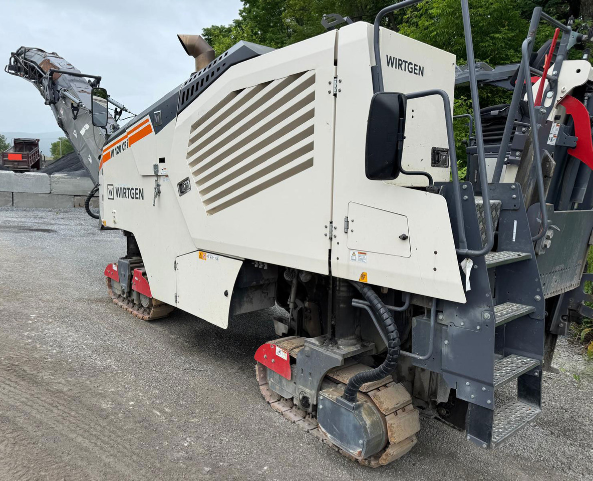 Wirtgen W 120 CFI - 콜드 플래너 : 사진 1 Wirtgen W 120 CFI - 콜드 플래너 : 사진 1