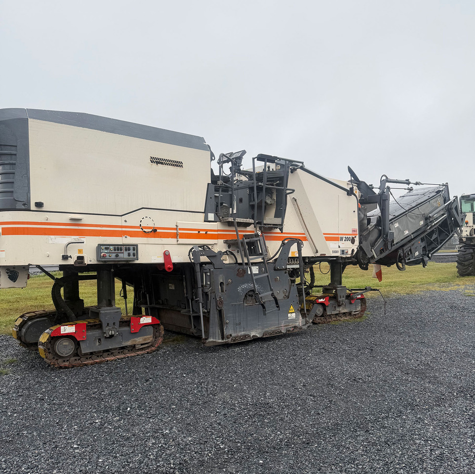 Wirtgen W 200 I - 콜드 플래너 : 사진 2 Wirtgen W 200 I - 콜드 플래너 : 사진 2