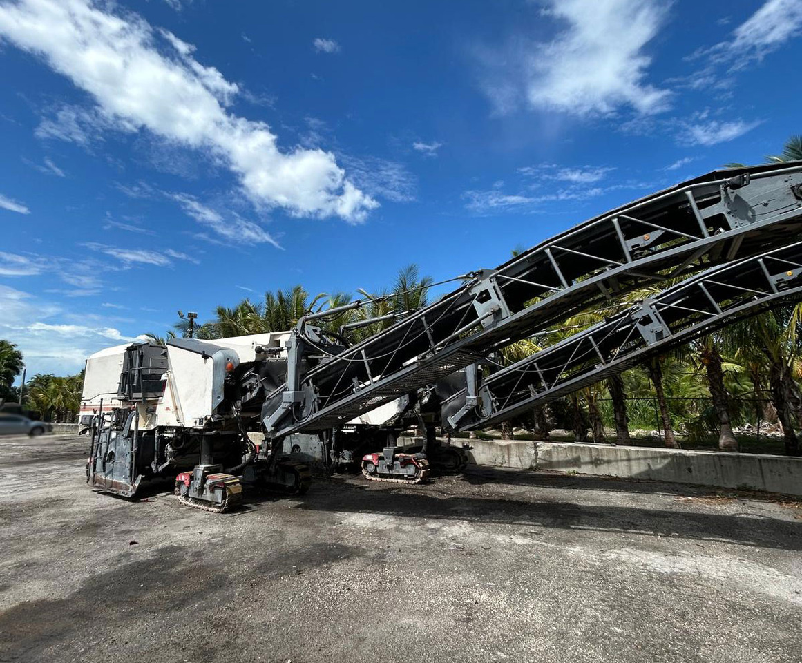 Wirtgen W 200 - 콜드 플래너 : 사진 1 Wirtgen W 200 - 콜드 플래너 : 사진 1