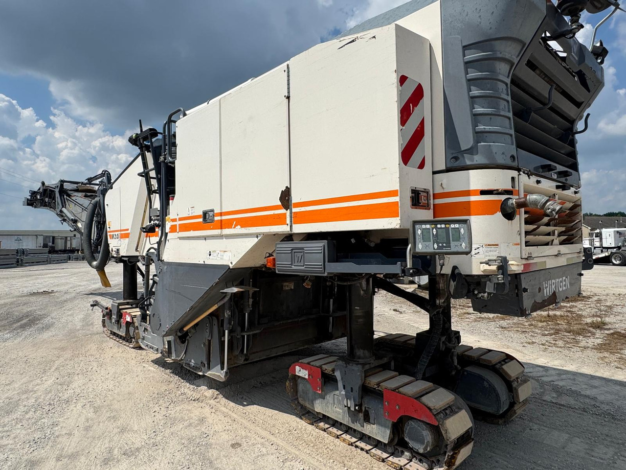 Wirtgen W 210 i - 콜드 플래너 : 사진 3 Wirtgen W 210 i - 콜드 플래너 : 사진 3