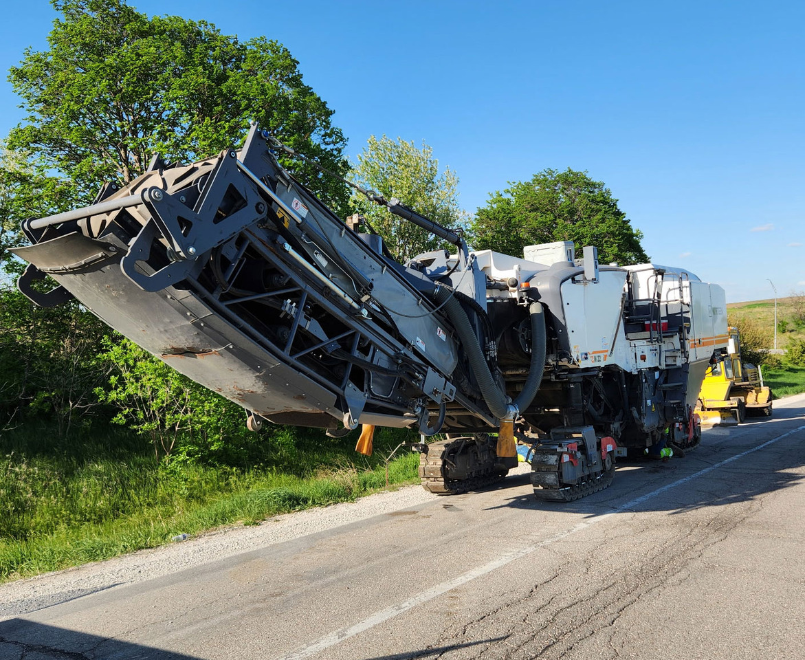 Wirtgen W 220 I - 콜드 플래너 : 사진 3 Wirtgen W 220 I - 콜드 플래너 : 사진 3