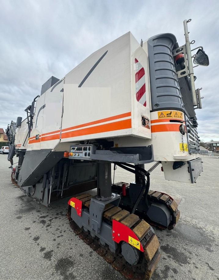 Wirtgen W 220 - 콜드 플래너 : 사진 3 Wirtgen W 220 - 콜드 플래너 : 사진 3