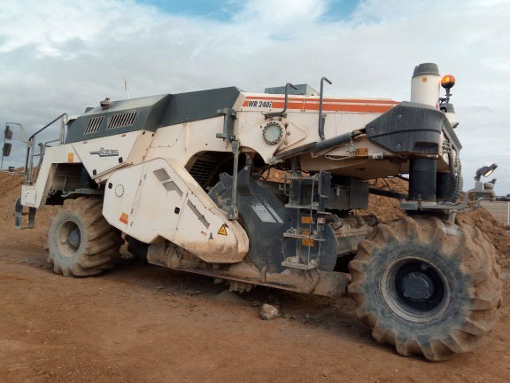 Wirtgen WR 240 I - 토양 안정제 : 사진 2 Wirtgen WR 240 I - 토양 안정제 : 사진 2