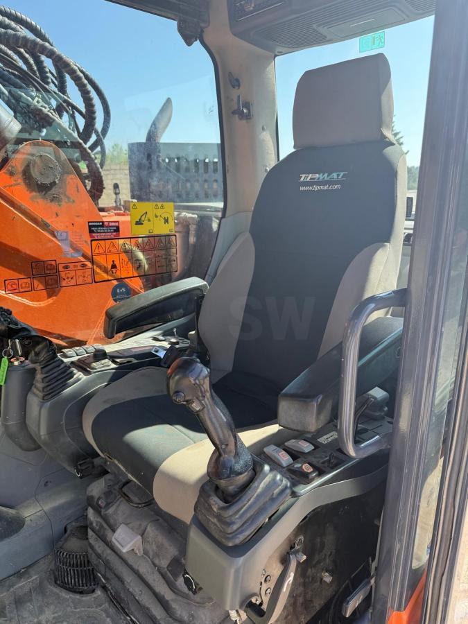 Doosan DX235LCR - 크롤러 굴삭기 : 사진 5 Doosan DX235LCR - 크롤러 굴삭기 : 사진 5