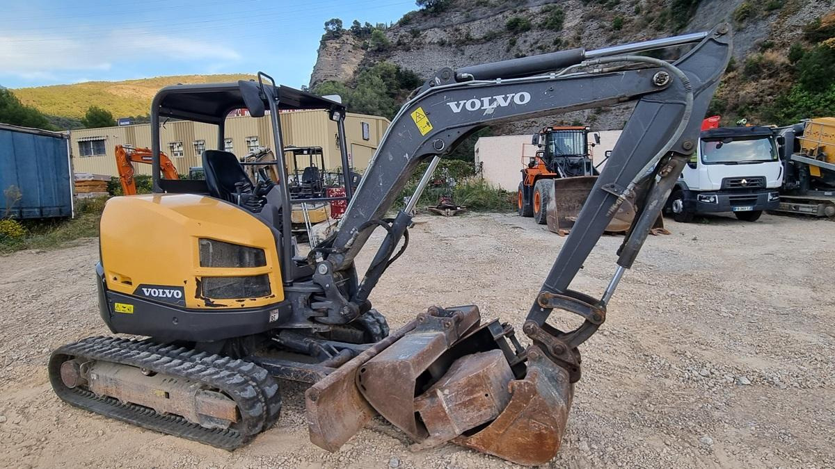 Volvo ECR35D - 미니 굴삭기 : 사진 3 Volvo ECR35D - 미니 굴삭기 : 사진 3