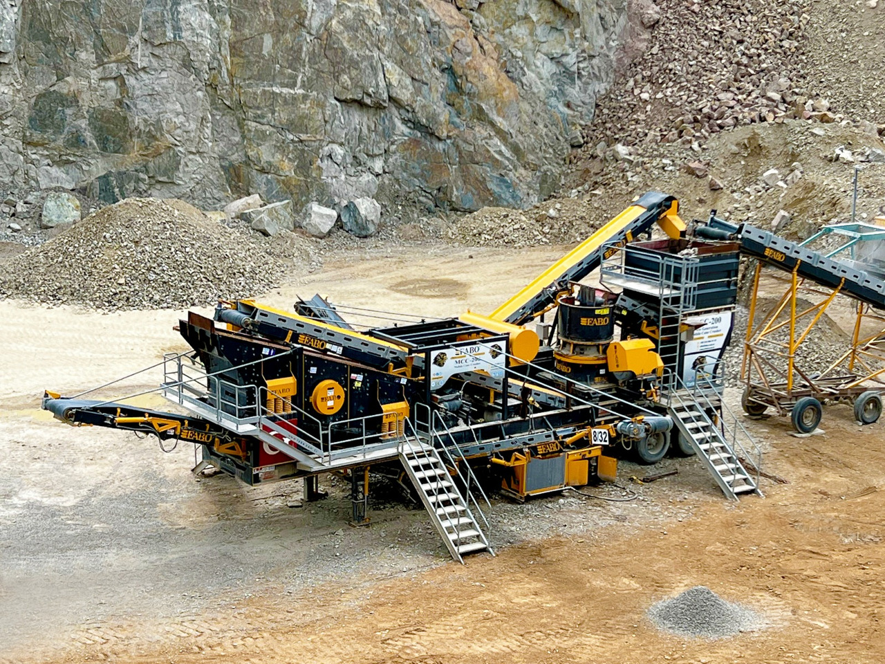 FABO Mobile crusher - 모바일 크러셔 : 사진 4 FABO Mobile crusher - 모바일 크러셔 : 사진 4