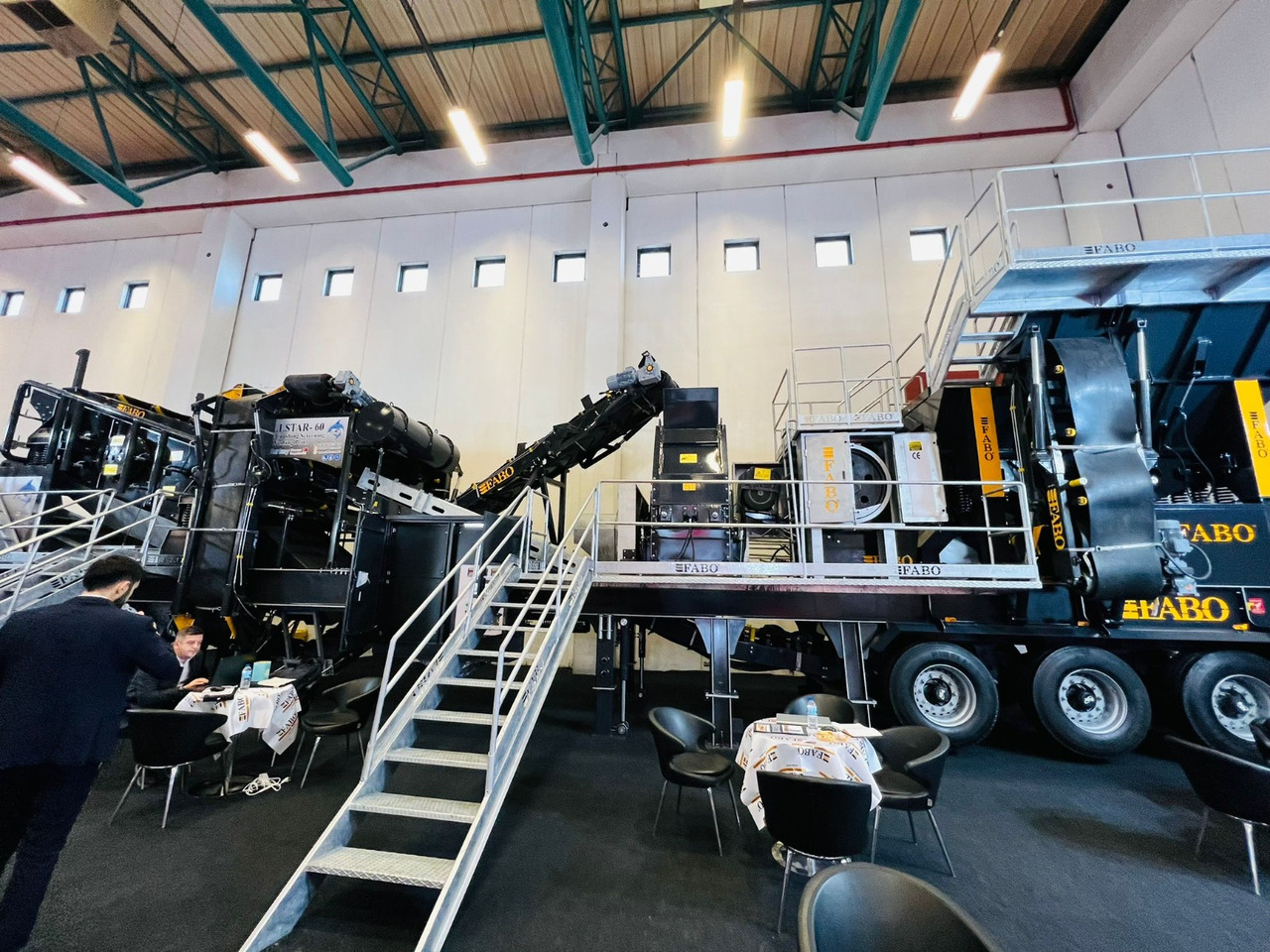 FABO Mobile crusher - 모바일 크러셔 : 사진 3 FABO Mobile crusher - 모바일 크러셔 : 사진 3