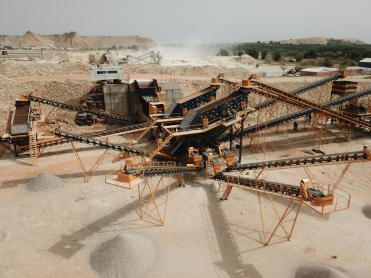 FABO crusher - stone crusher - crushers - 크러셔 : 사진 1 FABO crusher - stone crusher - crushers - 크러셔 : 사진 1
