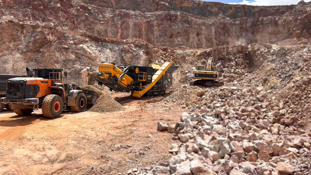 FABO mobile impact crusher - 임팩트 크러셔 : 사진 5 FABO mobile impact crusher - 임팩트 크러셔 : 사진 5