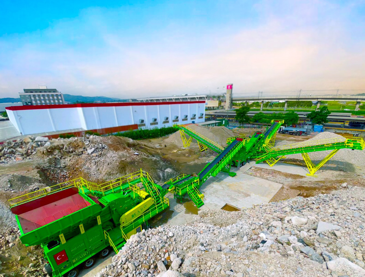 FABO mobile impact crusher - 임팩트 크러셔 : 사진 1 FABO mobile impact crusher - 임팩트 크러셔 : 사진 1