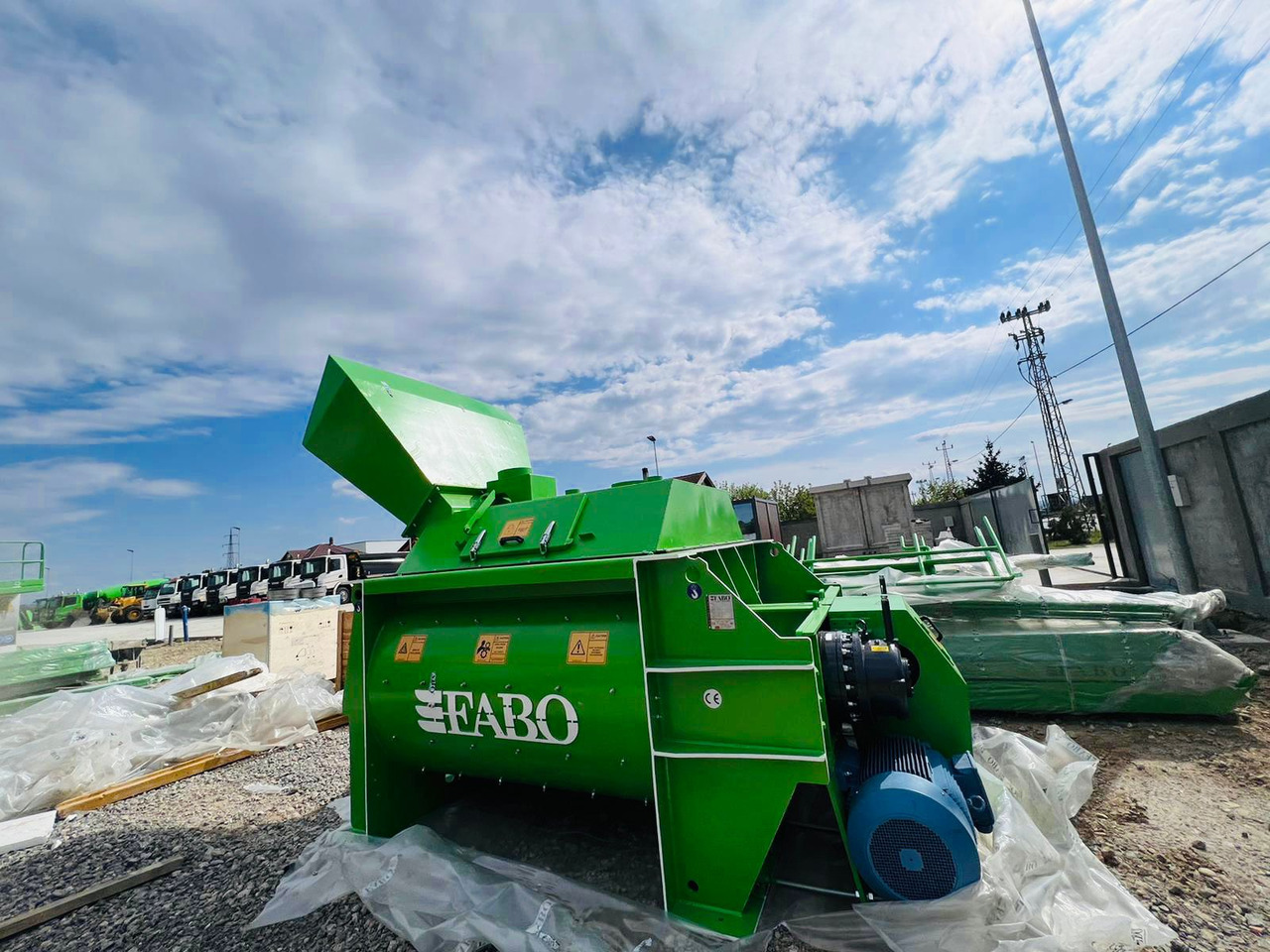 FABO twin shaft mixer - 콘크리트 믹서 : 사진 3 FABO twin shaft mixer - 콘크리트 믹서 : 사진 3