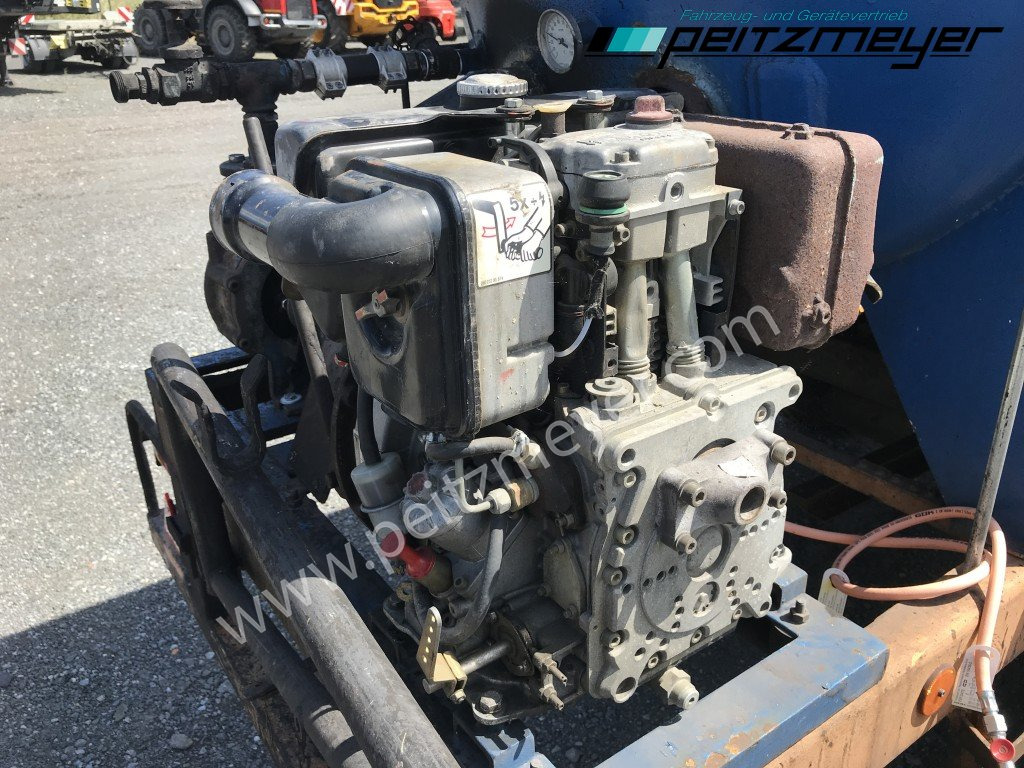 아스팔트 살폭;; BATHE TANDEMANHÄNGER Bitum / Teerkocher 3,5 m³ Hatz Diesel-Motor 1 B 40 : 사진 11 아스팔트 살폭;; BATHE TANDEMANHÄNGER Bitum / Teerkocher 3,5 m³ Hatz Diesel-Motor 1 B 40 : 사진 11