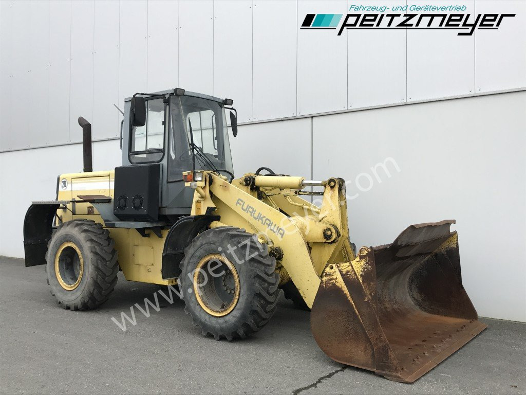 FURUKAWA RADLADER 325 Klima - 휠 로더 : 사진 2 FURUKAWA RADLADER 325 Klima - 휠 로더 : 사진 2