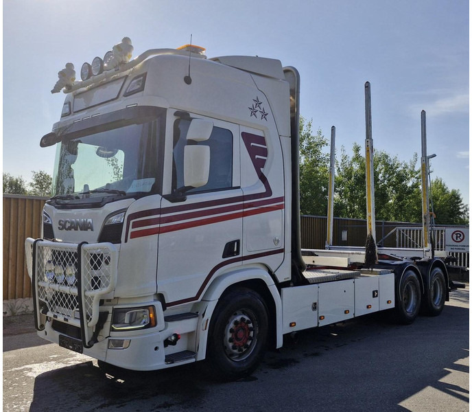 Scania R730 B6X4NB - 목재 트럭, 크레인 트럭 : 사진 1 Scania R730 B6X4NB - 목재 트럭, 크레인 트럭 : 사진 1