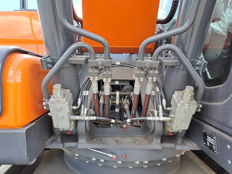 신규 크롤러 굴삭기 Doosan DX225LC-7M : 사진 11